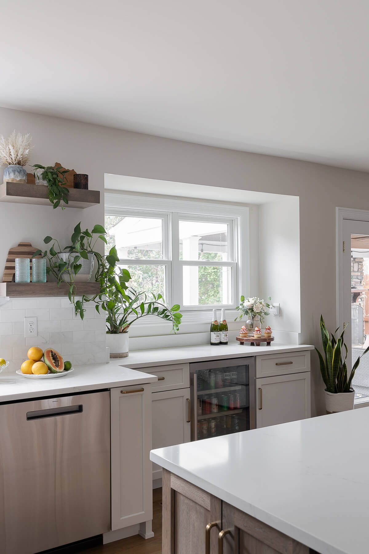 008 6410 Orchid Hill Dr Internet